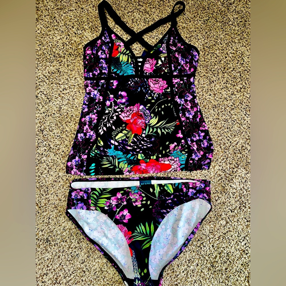 Beach bump maternity swim suit